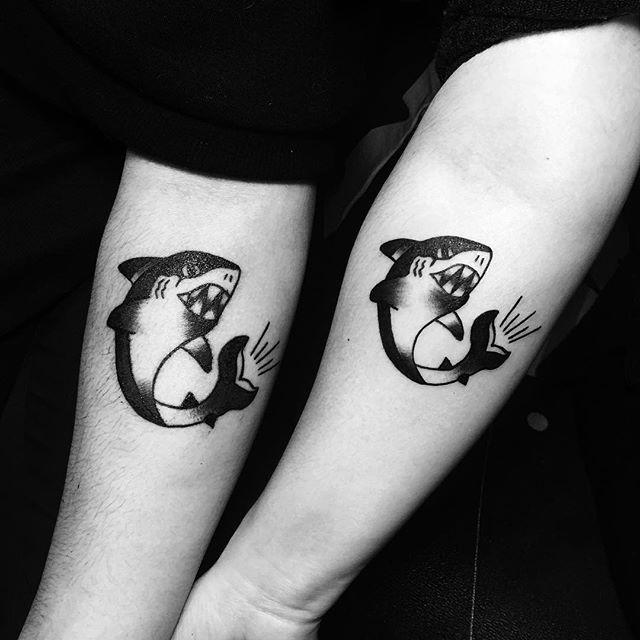 tatuaje tiburon 151