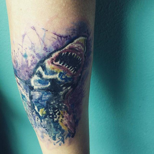 tatuaje tiburon 301