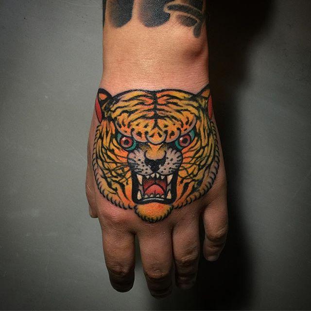 tatuaje tigre 11