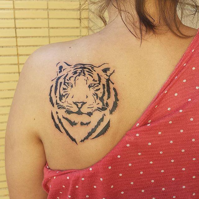 tatuaje tigre 541