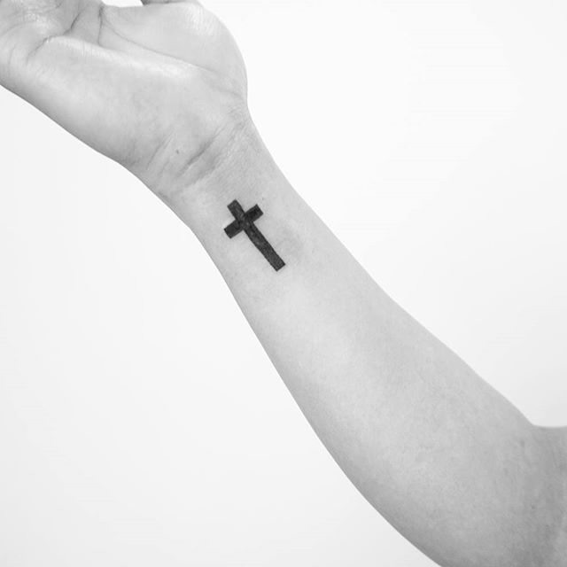 tatuaje cruz 211
