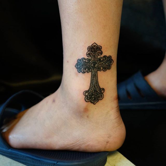 tatuaje cruz 351