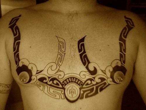 142-pecho-tattoo