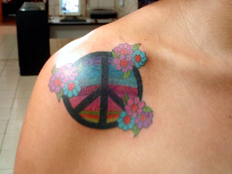 40 Tatuajes del símbolo de la paz: Las tres líneas y el círculo