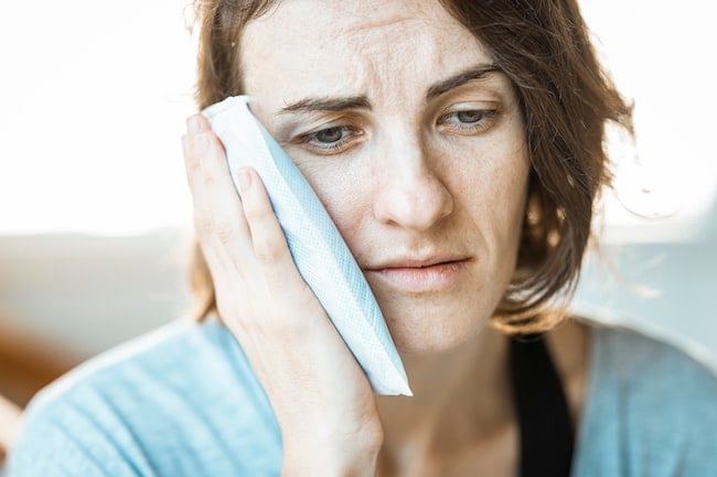 ¿Qué significa soñar que se me caen todos los dientes?