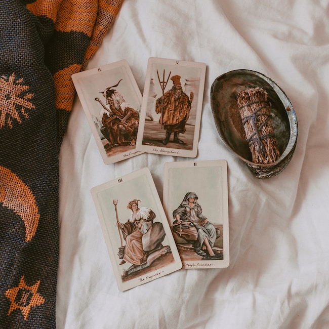 ¿Qué significa soñar con las cartas del Tarot? – Las únicas interpretaciones posibles