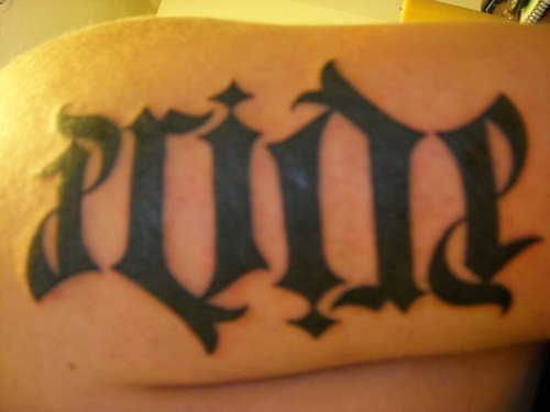 tatuajes-de-ambigramas-13