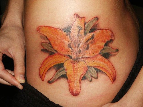 tatuaje-flores-de-lirio-04