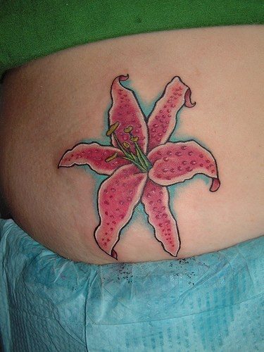 tatuaje-flores-de-lirio-05