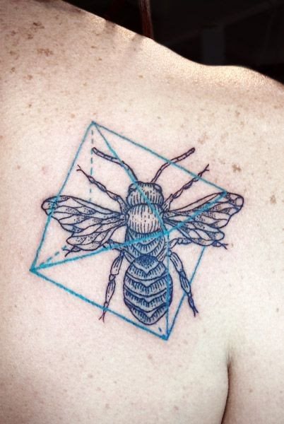 tatuajes-de-insectos-05