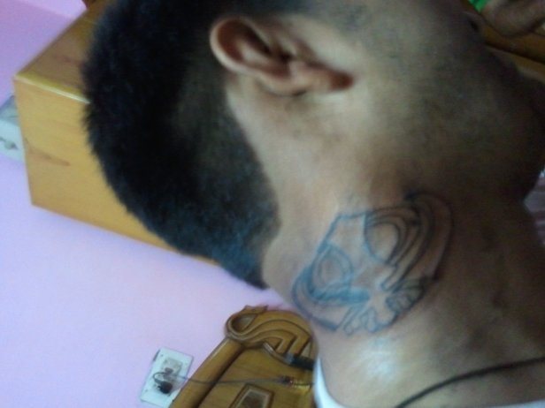 tatuajes-cuello-22