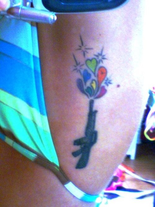 Tatuajes-pistolas-y-armas-03