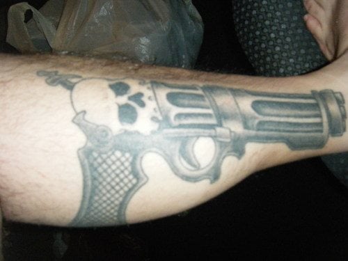 Tatuajes-pistolas-y-armas-30