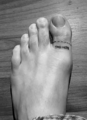 tatuajes-dedo-pie-16