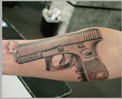 tatuaje-de-pistolas-29