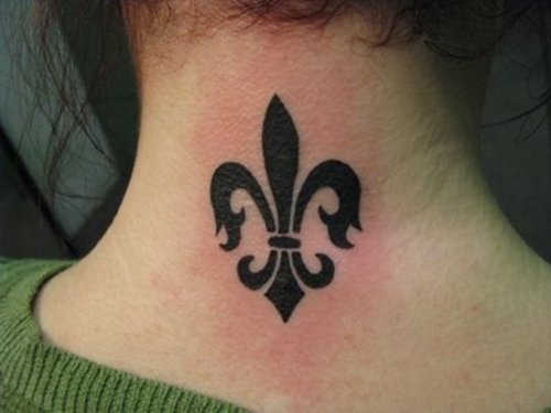 Tatuajes-de-flor-de-lis-45
