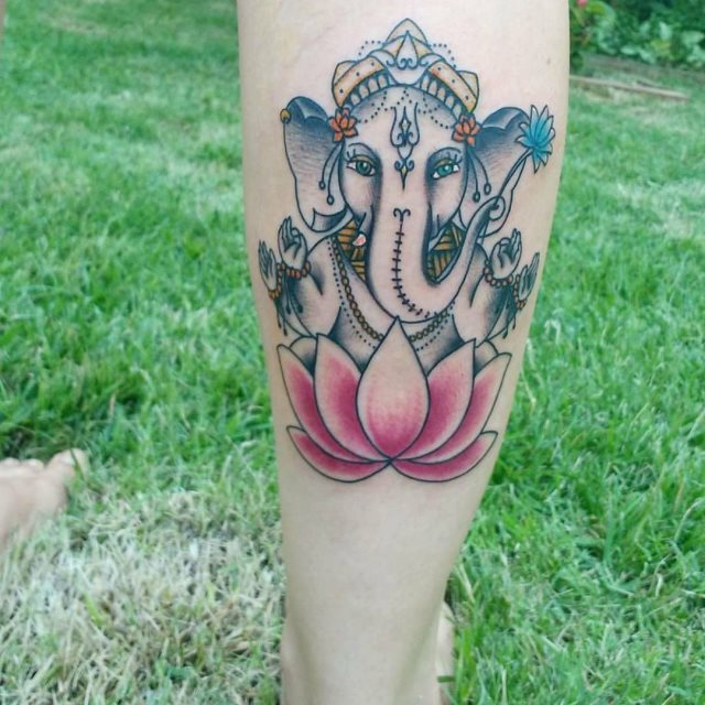 tattoo femenino con la ganesha 28