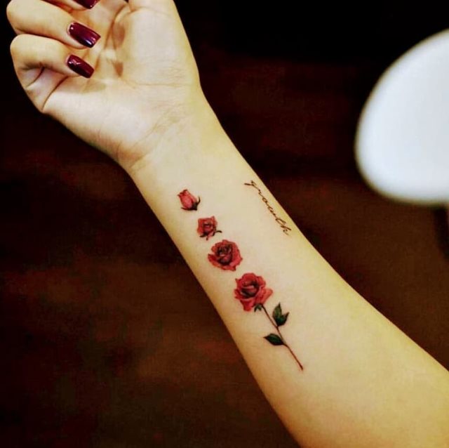 tattoo femenino con rosa 57