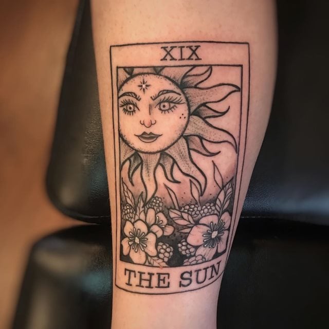tattoo femenino de bruja 07