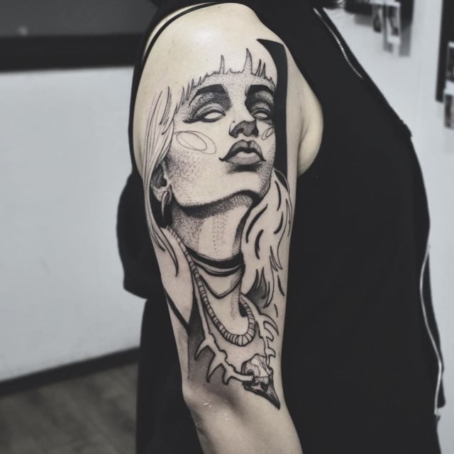 tattoo femenino de bruja 19