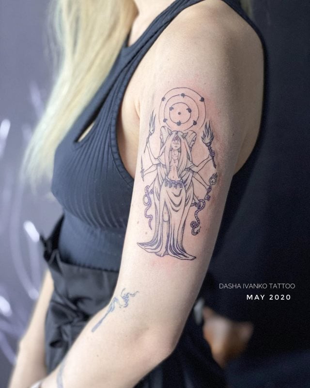 tattoo femenino de bruja 28