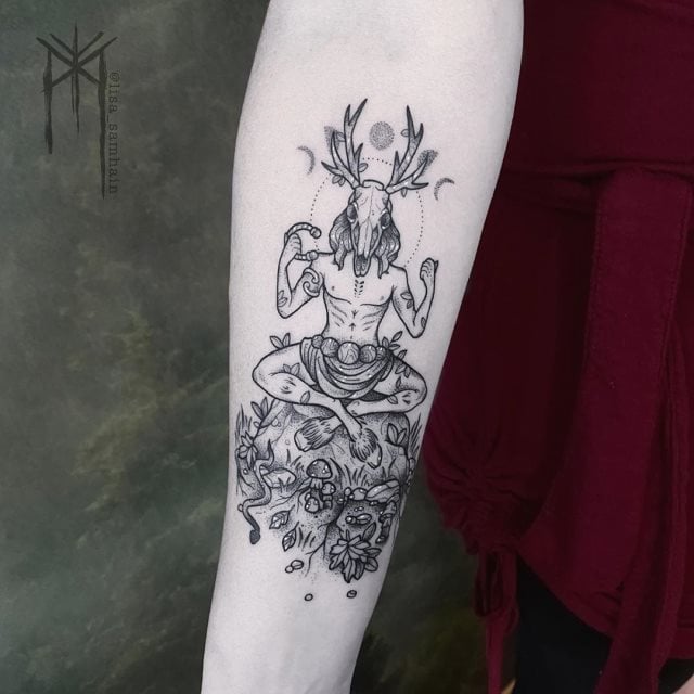 tattoo femenino de bruja 36