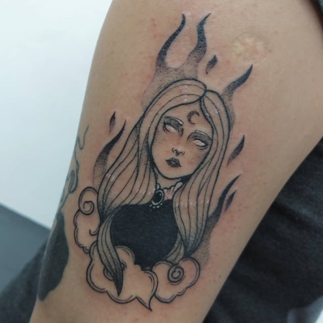 tattoo femenino de bruja 47