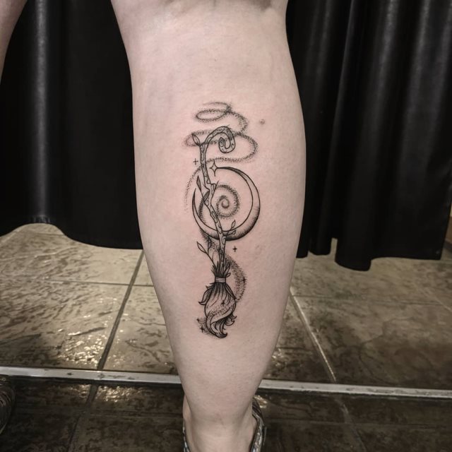 tattoo femenino de bruja 52