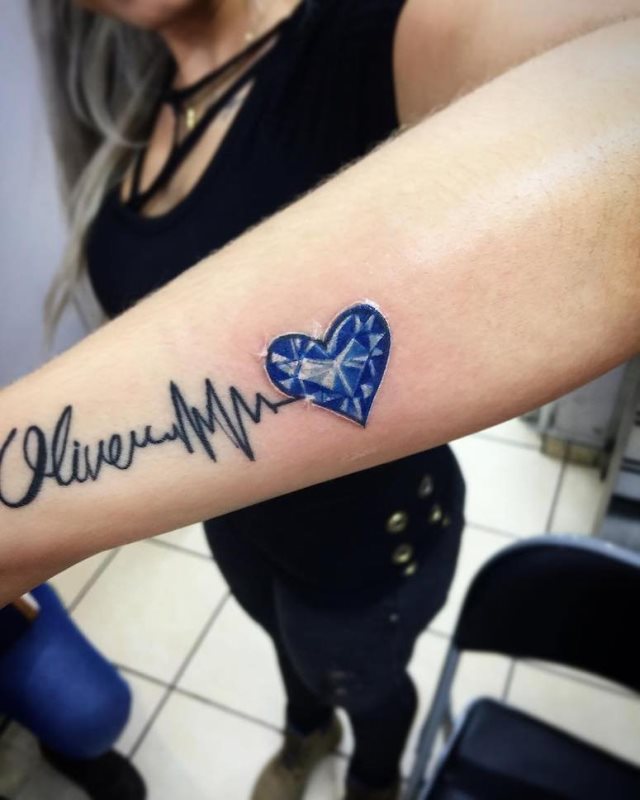 tattoo femenino de diamante 18