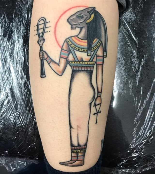 tattoo femenino egipcio 69
