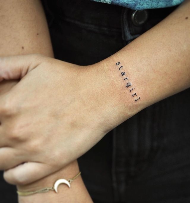 tattoo femenino en la muneca 47