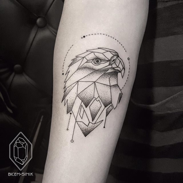 tattoo femenino estilo geometrico 11