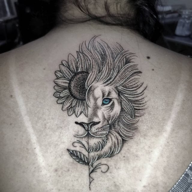 tattoo femenino leon para la espalda 39