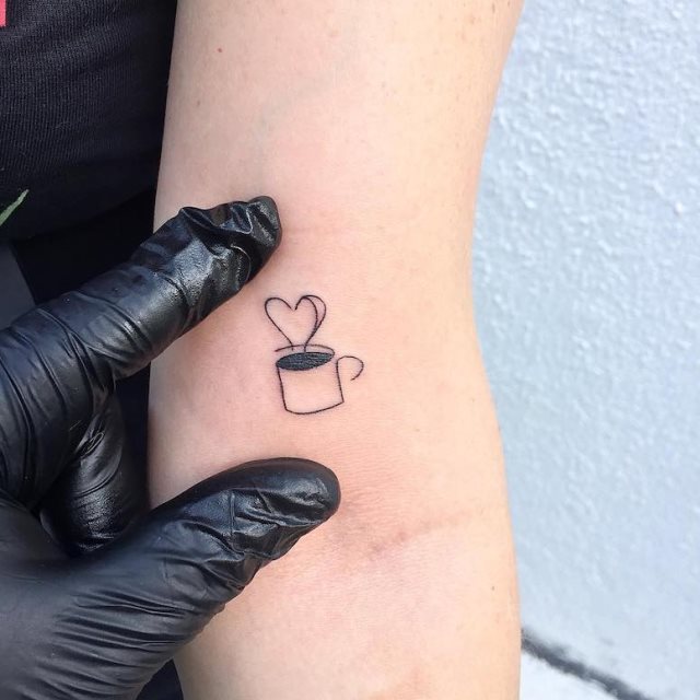 tattoo femenino minimalista 51