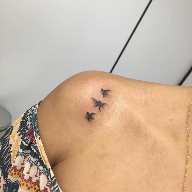 tattoo femenino minimalista 58