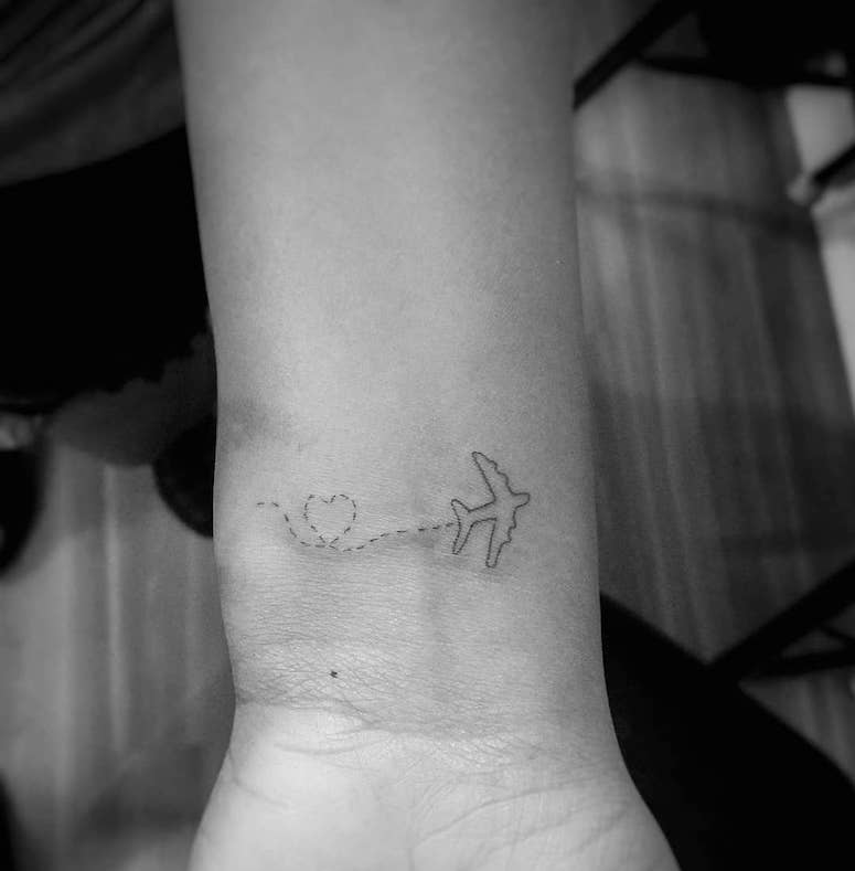 tattoo femenino minimalista 79