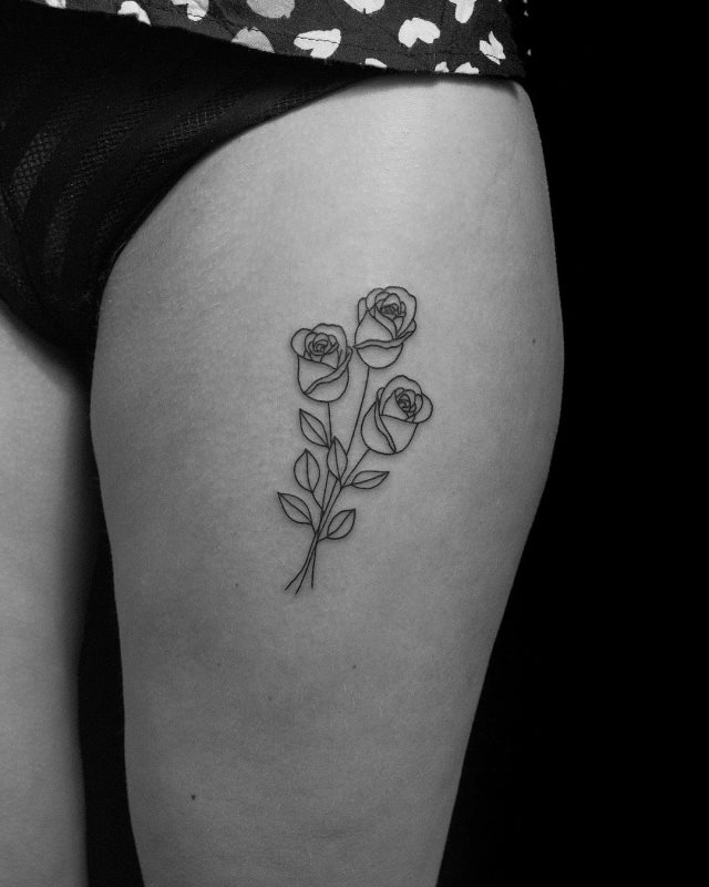 tattoo femenino para el muslo 64