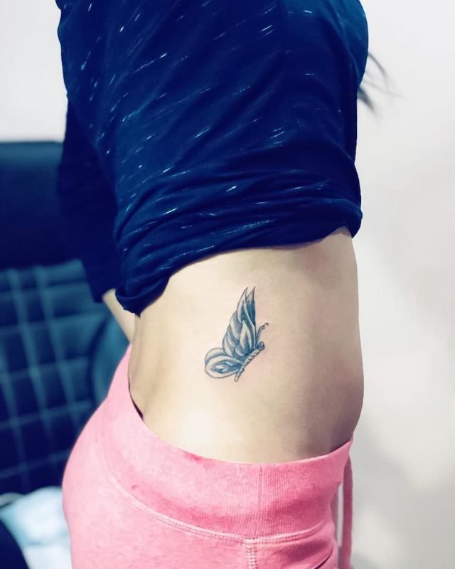 tattoo femenino para la cintura 27