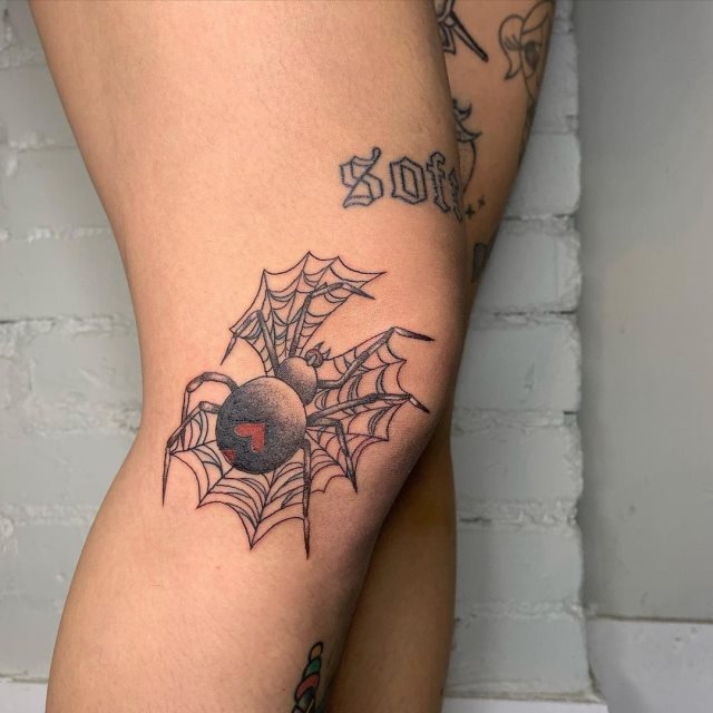 tattoo femenino para la rodilla 03