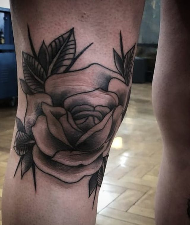 tattoo femenino para la rodilla 10