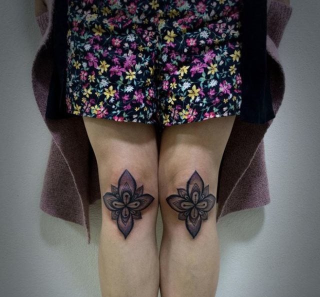 tattoo femenino para la rodilla 33