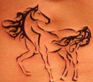 tatuaje caballo 525