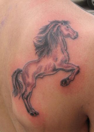tatuaje caballo 530