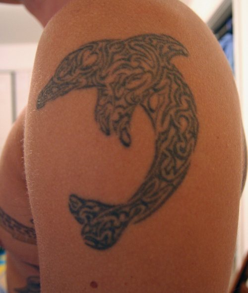 tatuaje delfin 545
