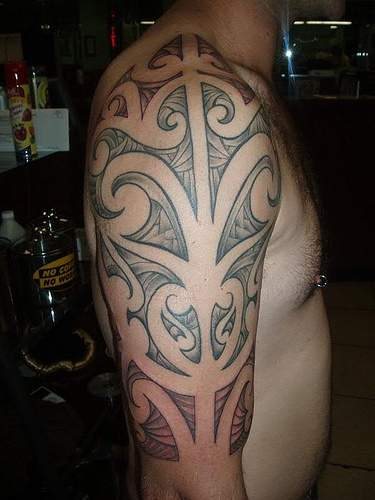 tatuaje maori 1010