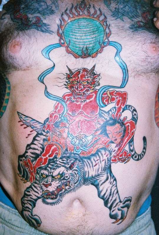 tatuaje abdomen 15