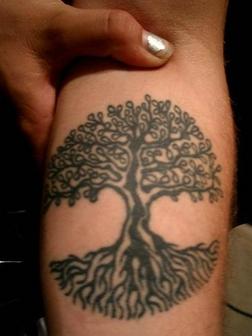 tatuaje arbol 47