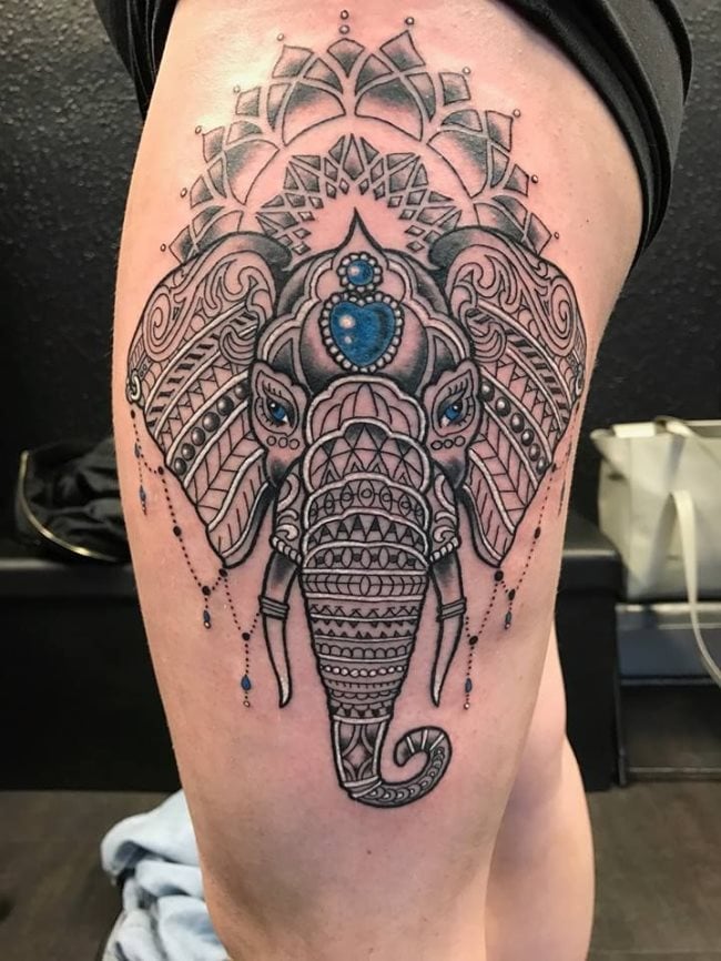 ¿Qué simboliza un elefante en un tatuaje?
