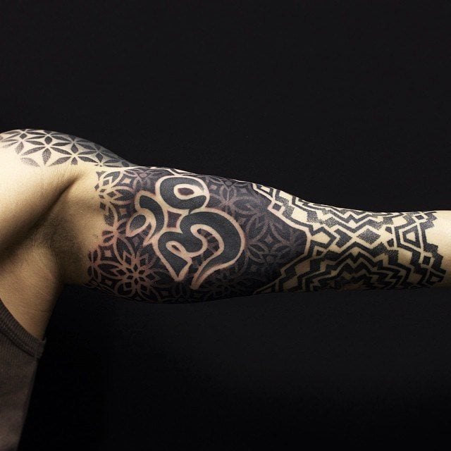Los 10 símbolos y tatuajes hindúes más tatuados junto a su significado