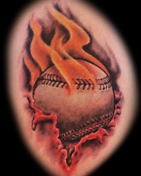 Diseo de una pelota de beisbol en llamas que parece incrustarse en la piel y con un sombreado que le da algo de realismo